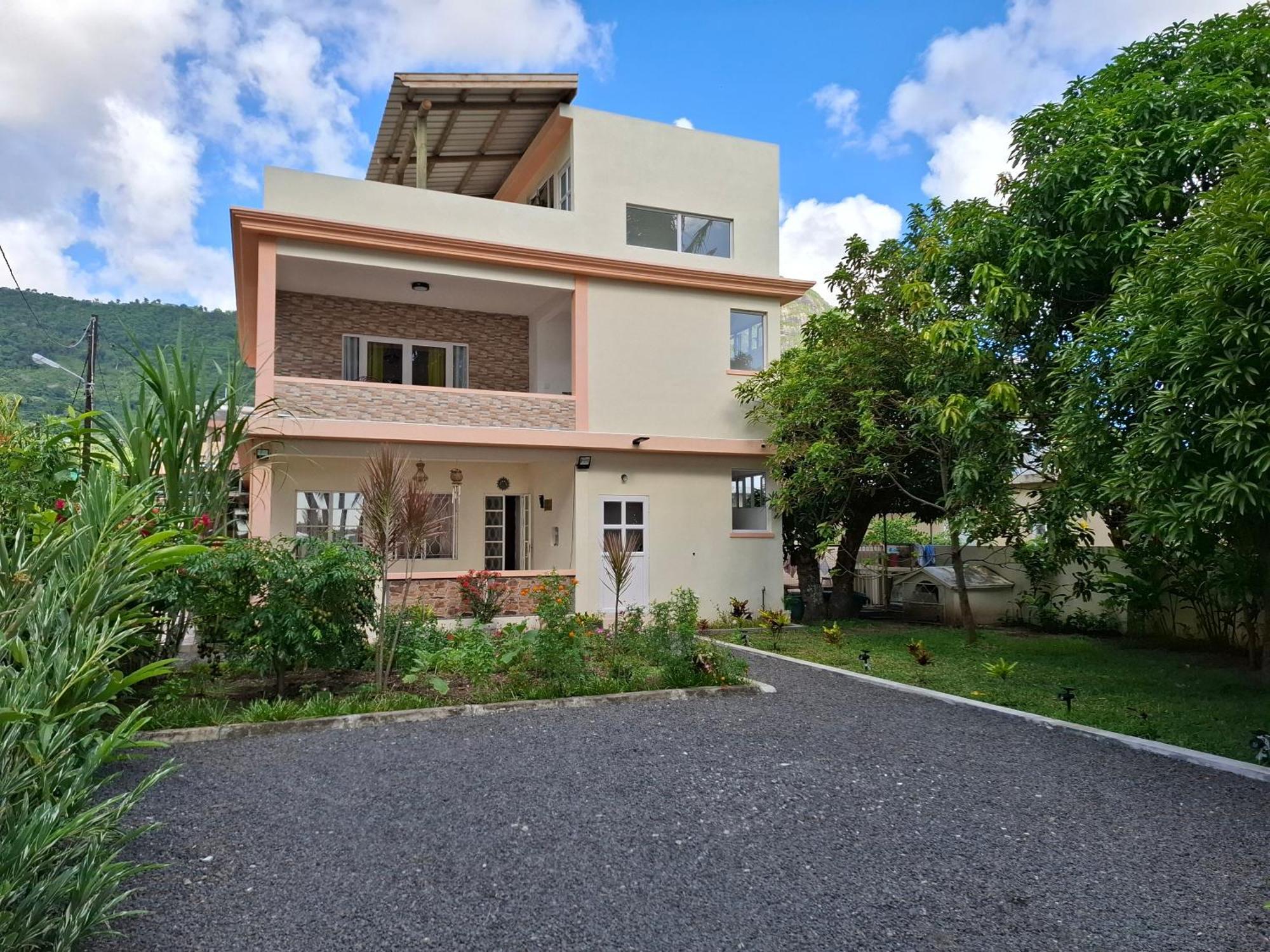 Oceanview Kite Garden Rooftop Appartment La Gaulette Exterior photo